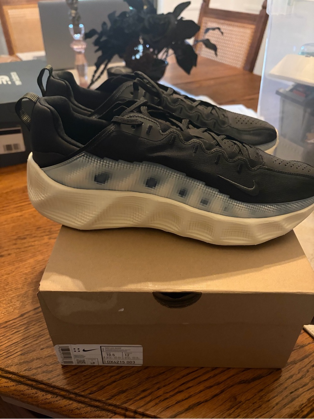 Nike Ava Rover Men’s Black/White Low-Top Athletic Sneakers